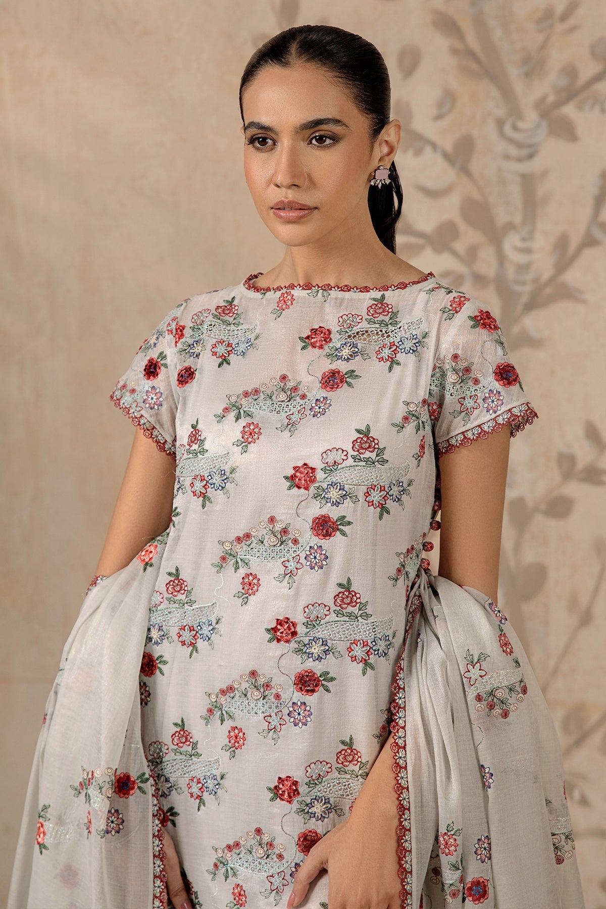 4 Piece - Embroidered Suit - MC1601-2