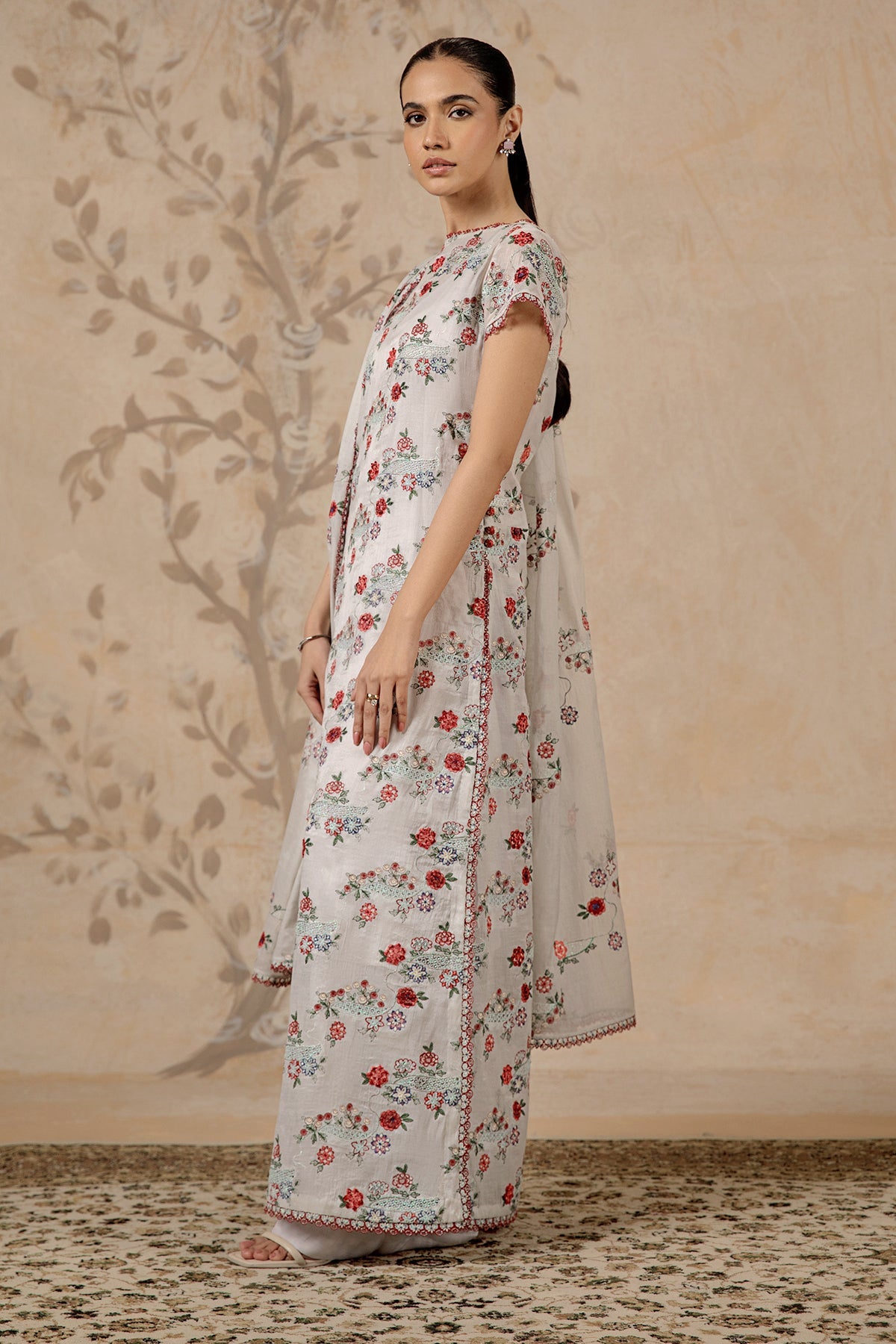 4 Piece - Embroidered Suit - MC1601-2