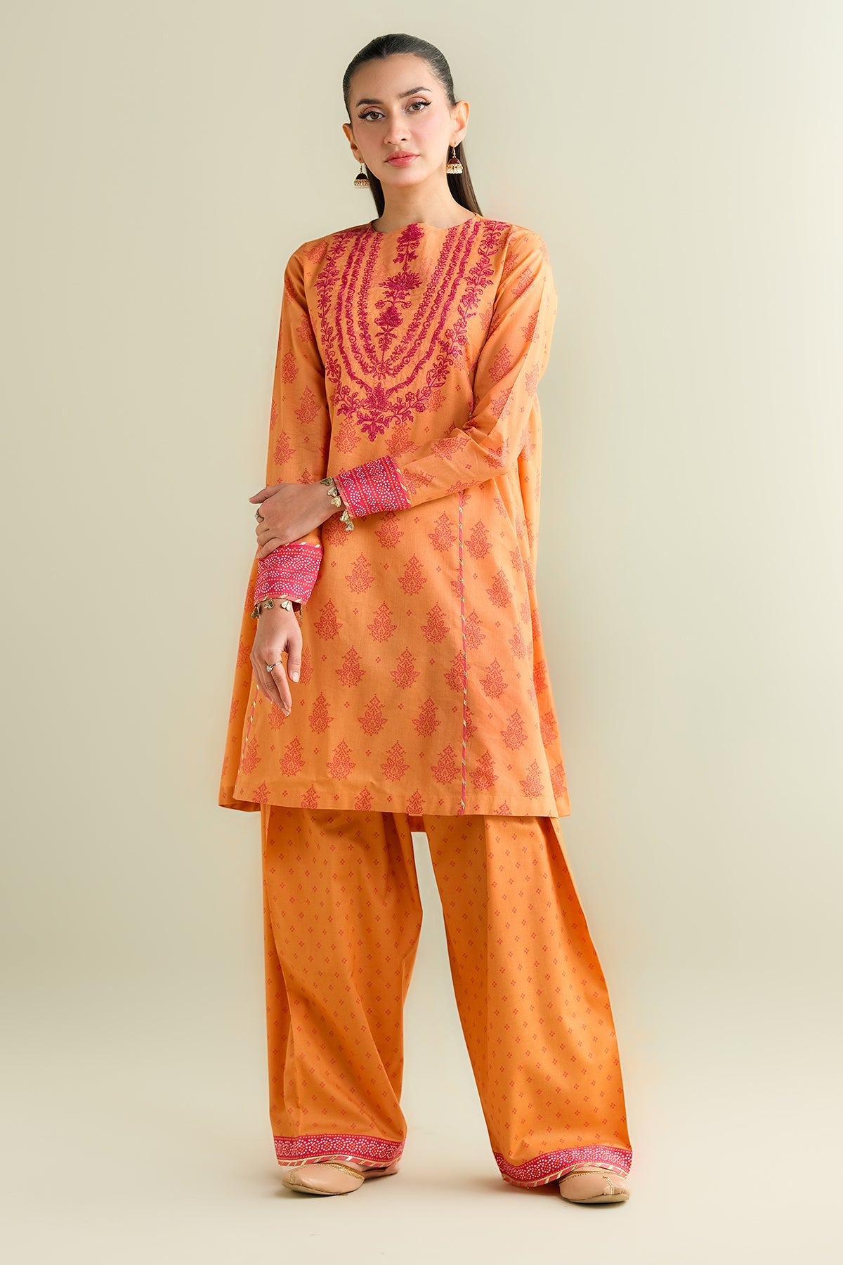 2 Piece - Printed Embroidered Suit - C6109