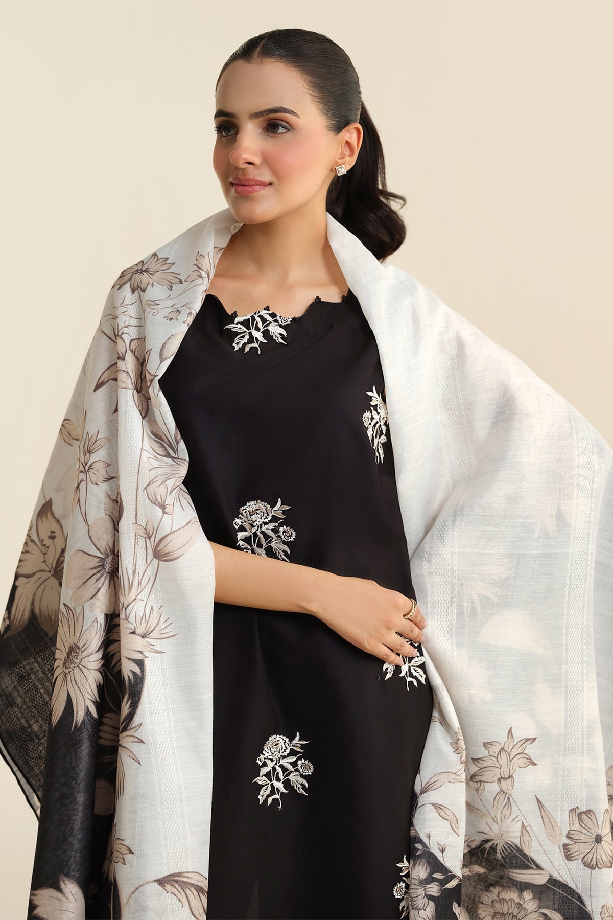 3 Piece - Printed & Embriodered Suit - C6242