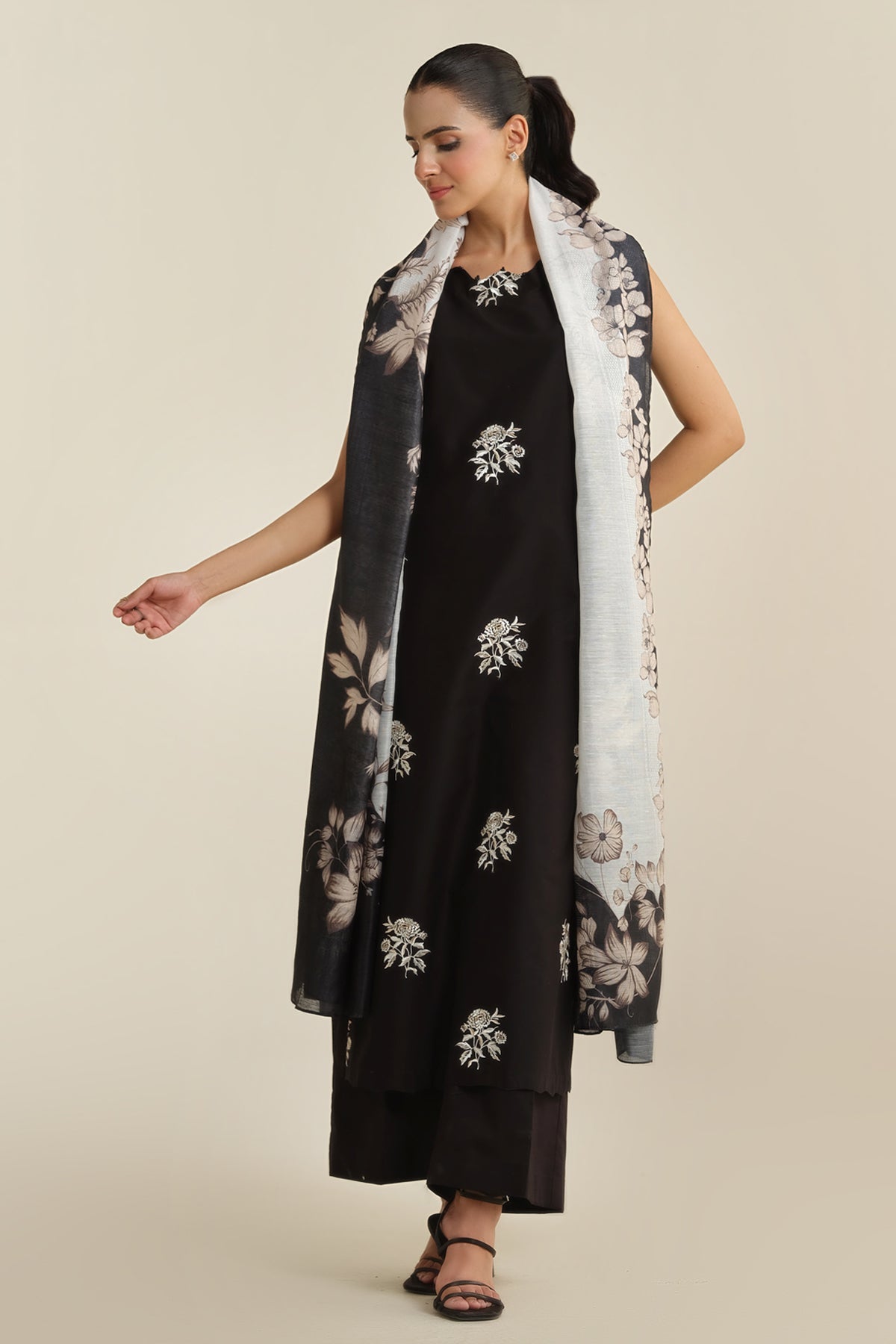 3 Piece - Printed & Embriodered Suit - C6242