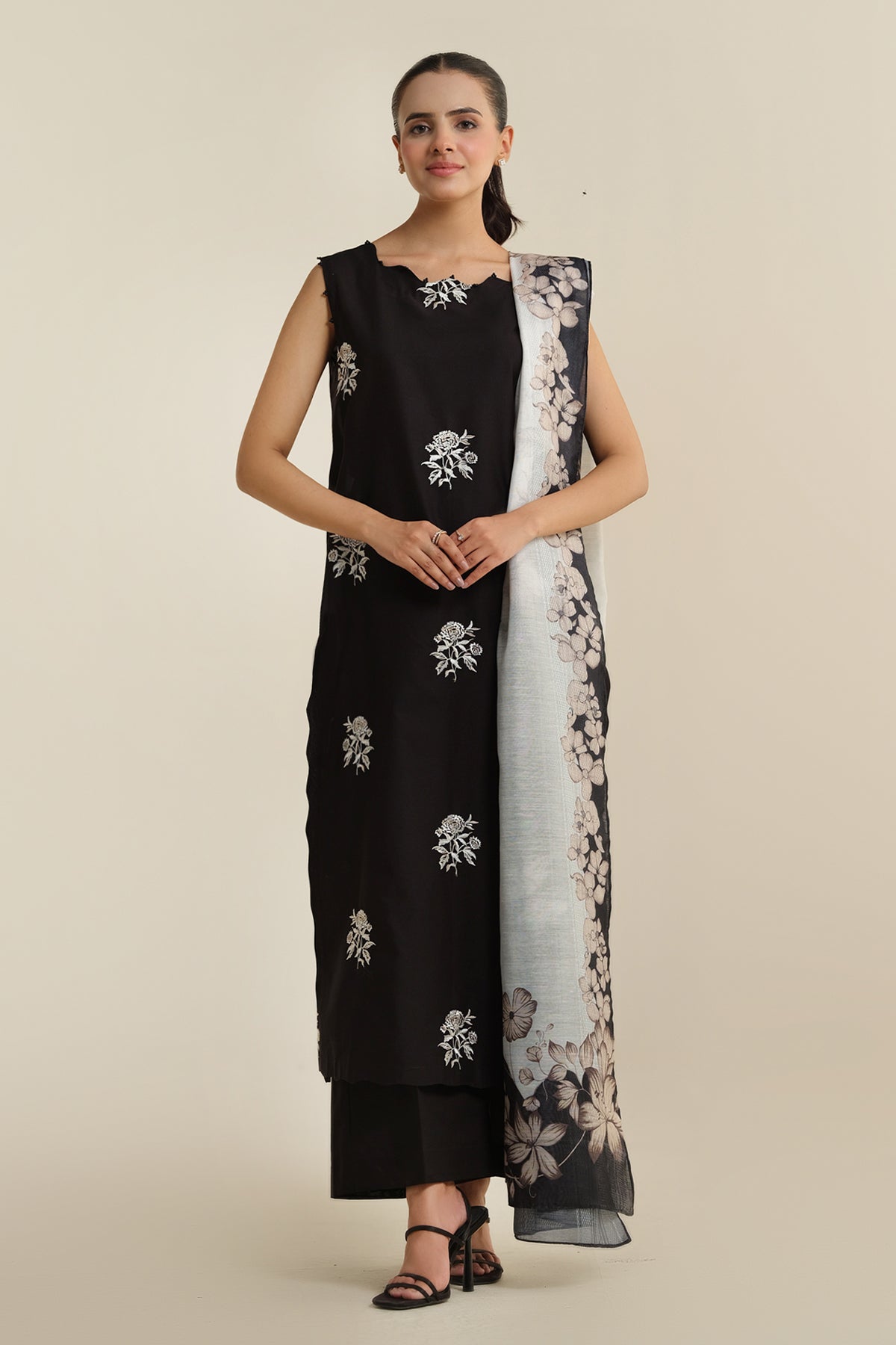 3 Piece - Printed & Embriodered Suit - C6242