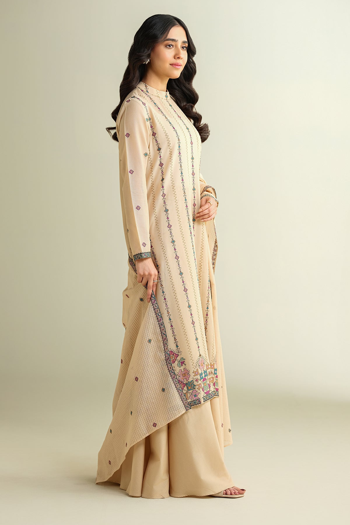 3 Piece - Embroidered Suit - E1623