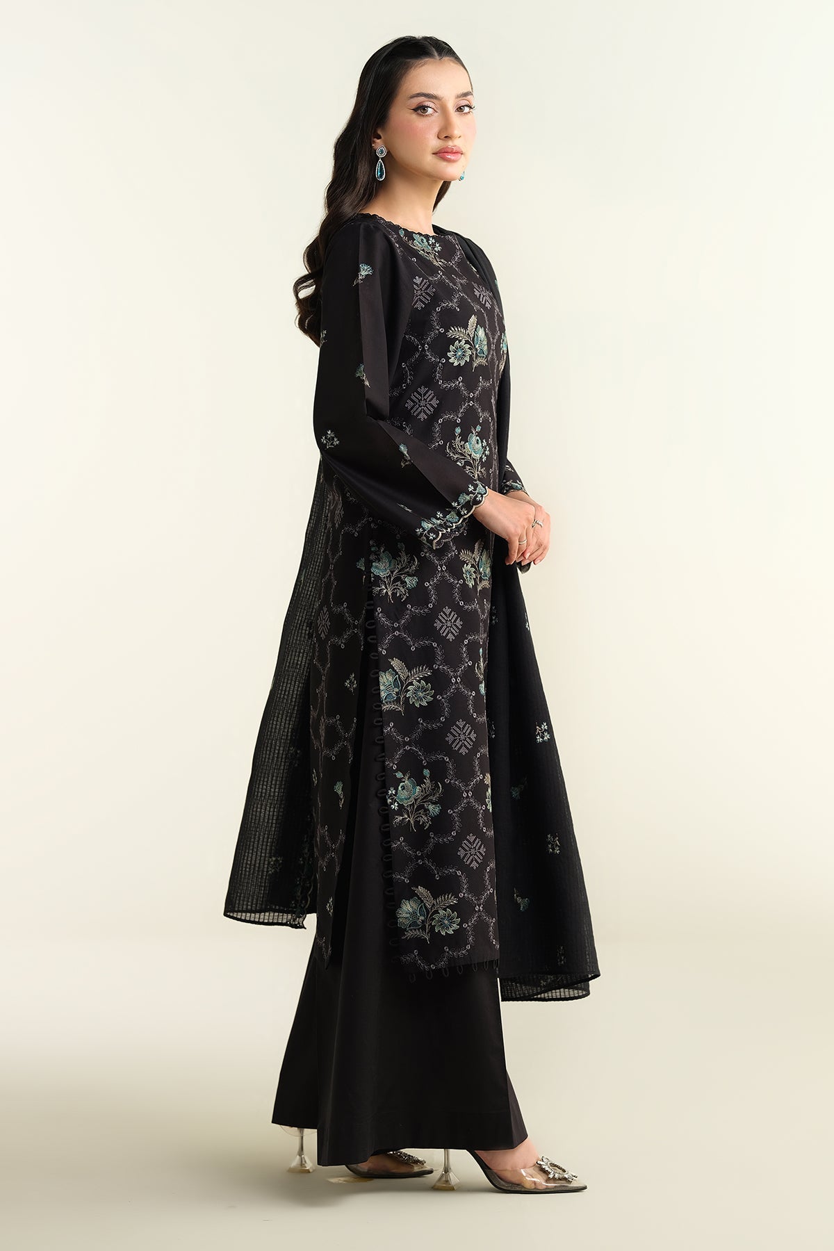 3 Piece - Embroidered Suit - E1692