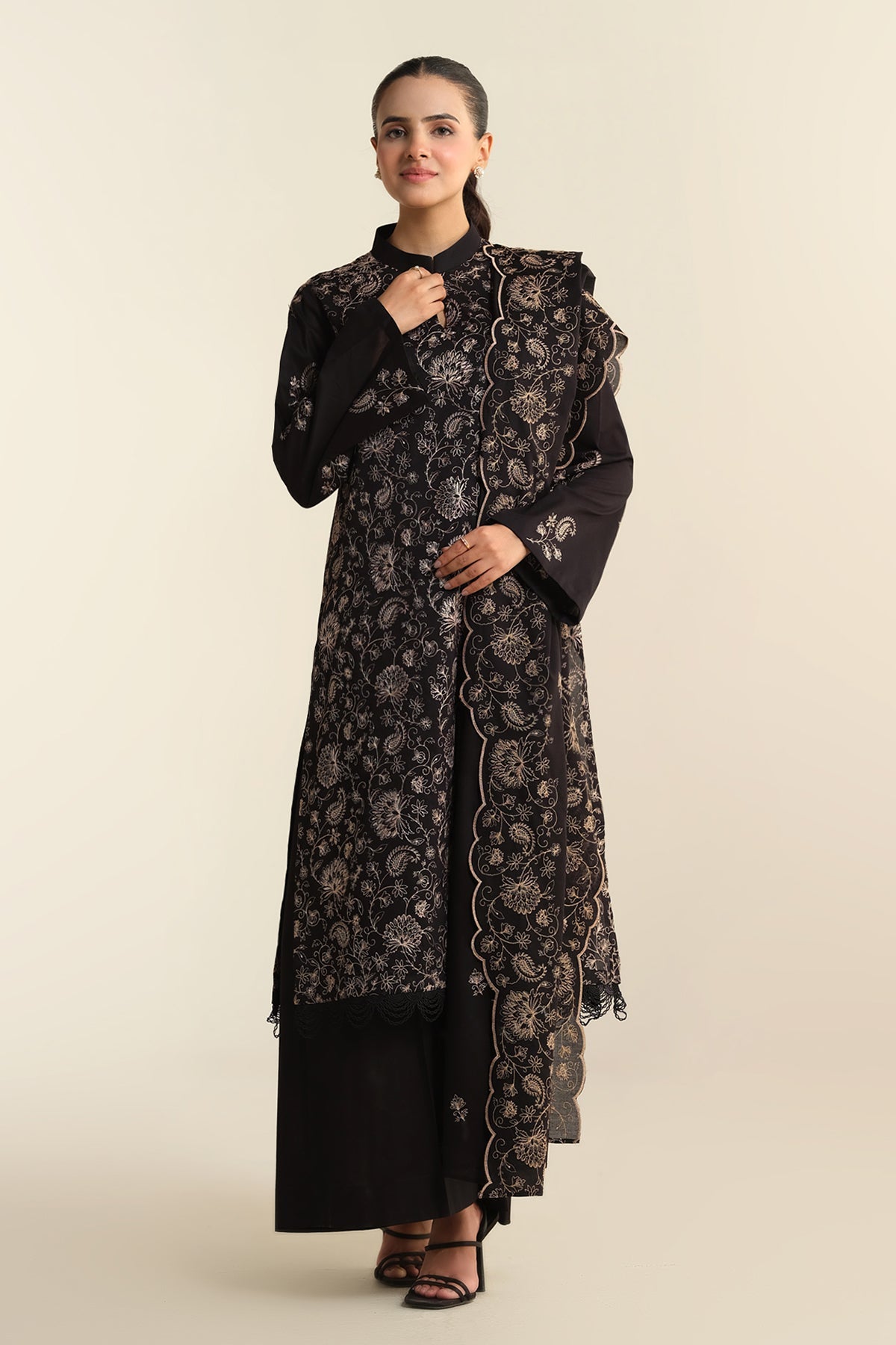3 Piece - Embroidered Suit - E1916