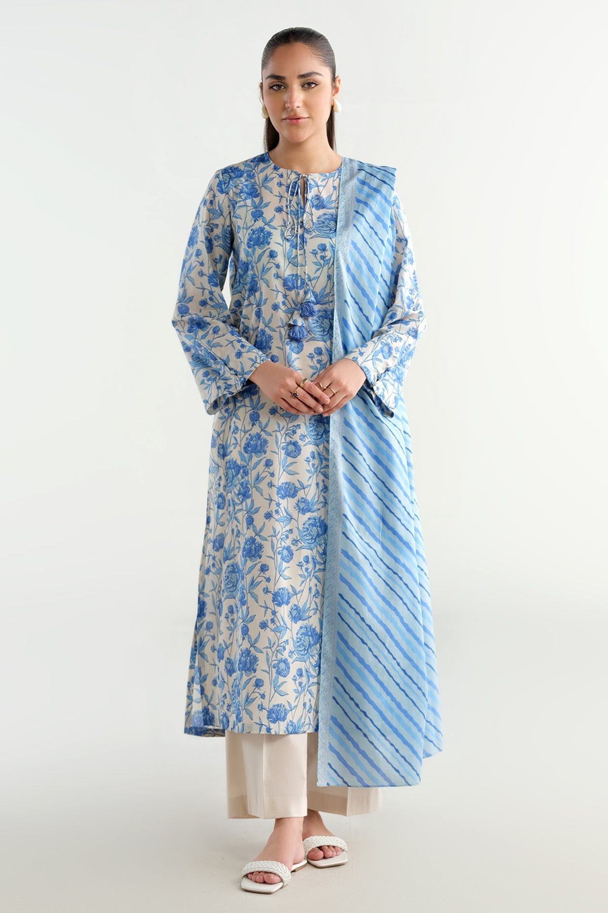 3 Piece - Printed
Suit - X6204