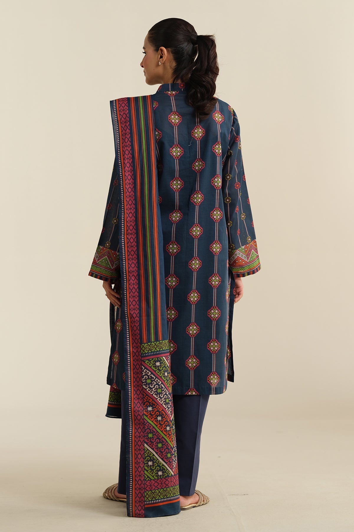 3 Piece - Printed
Suit - X6228