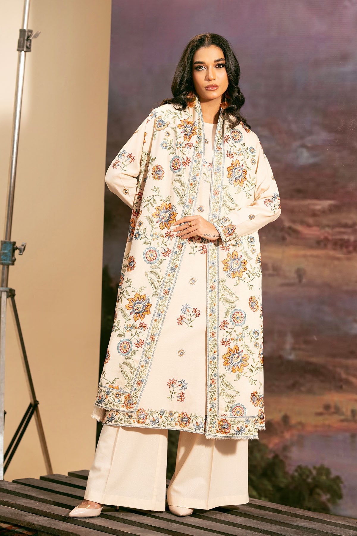 3 Piece Viscose Karandi Suit