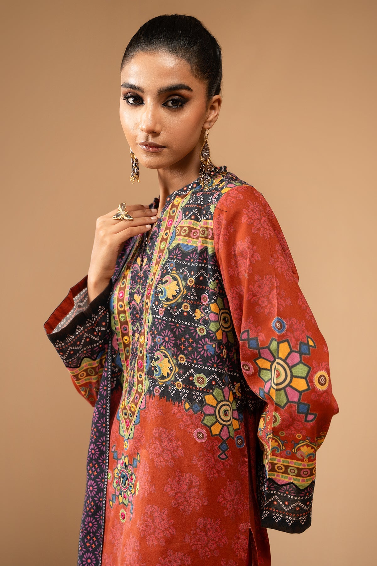 3 Piece - Printed Khaddar Suit