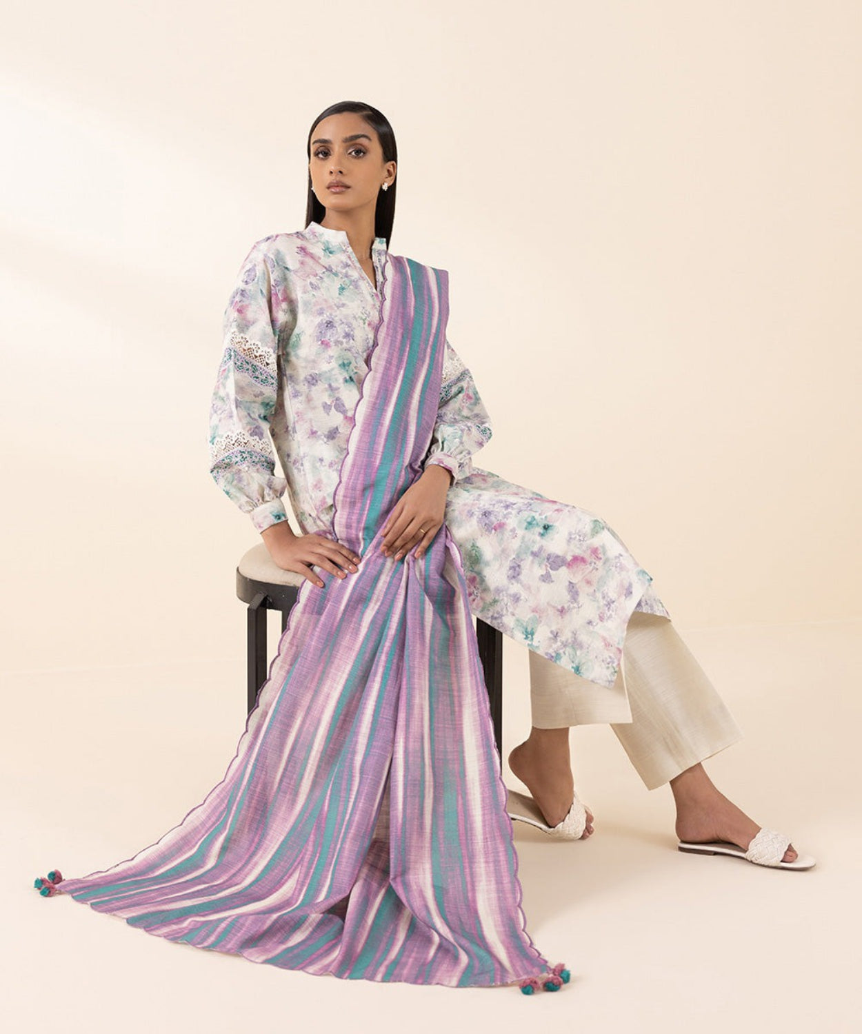 Printed Winter Khaddar Unstitched Suit.