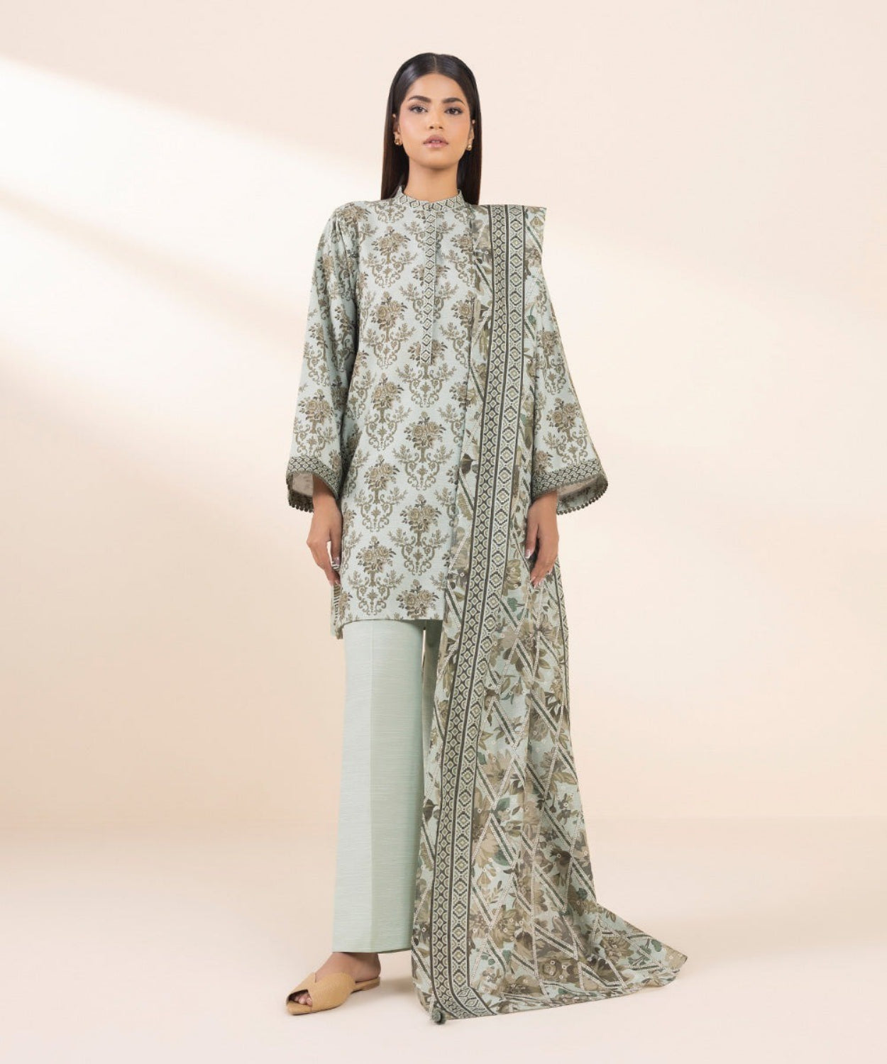 Printed Winter Khaddar Unstitched Suit.