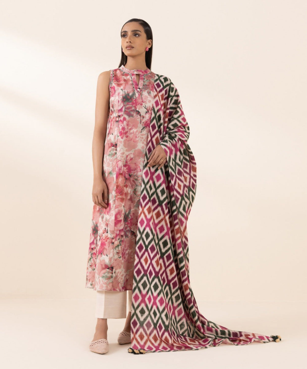Printed Winter Khaddar Unstitched Suit.