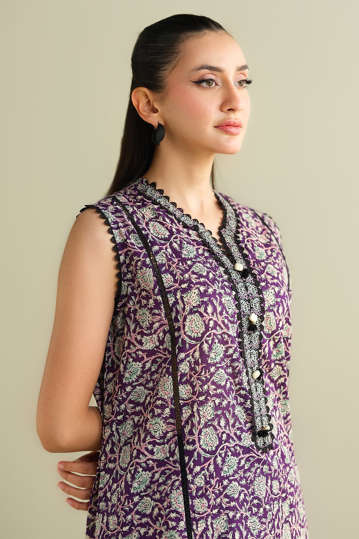 2 Piece - Printed Embroidered Suit - C6110