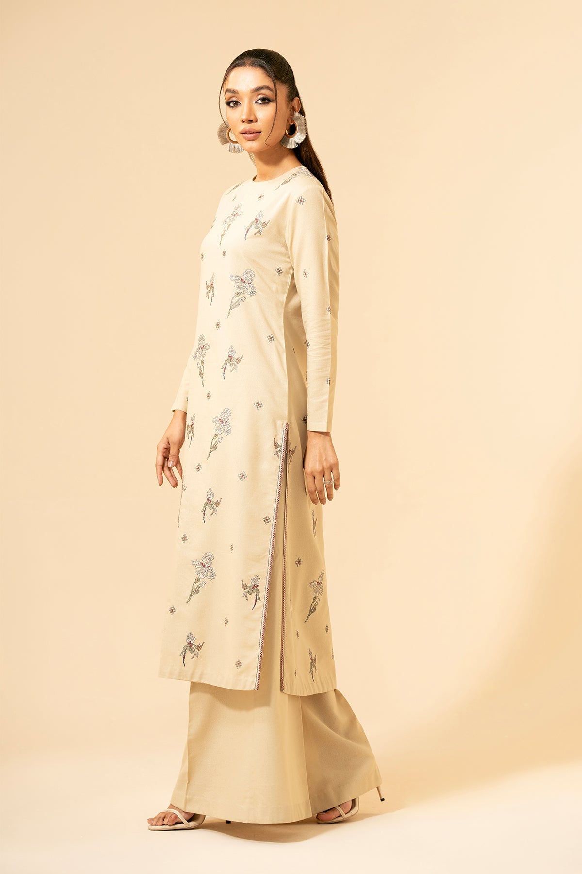2 Piece - Embroidered Viscose Karandi Suit