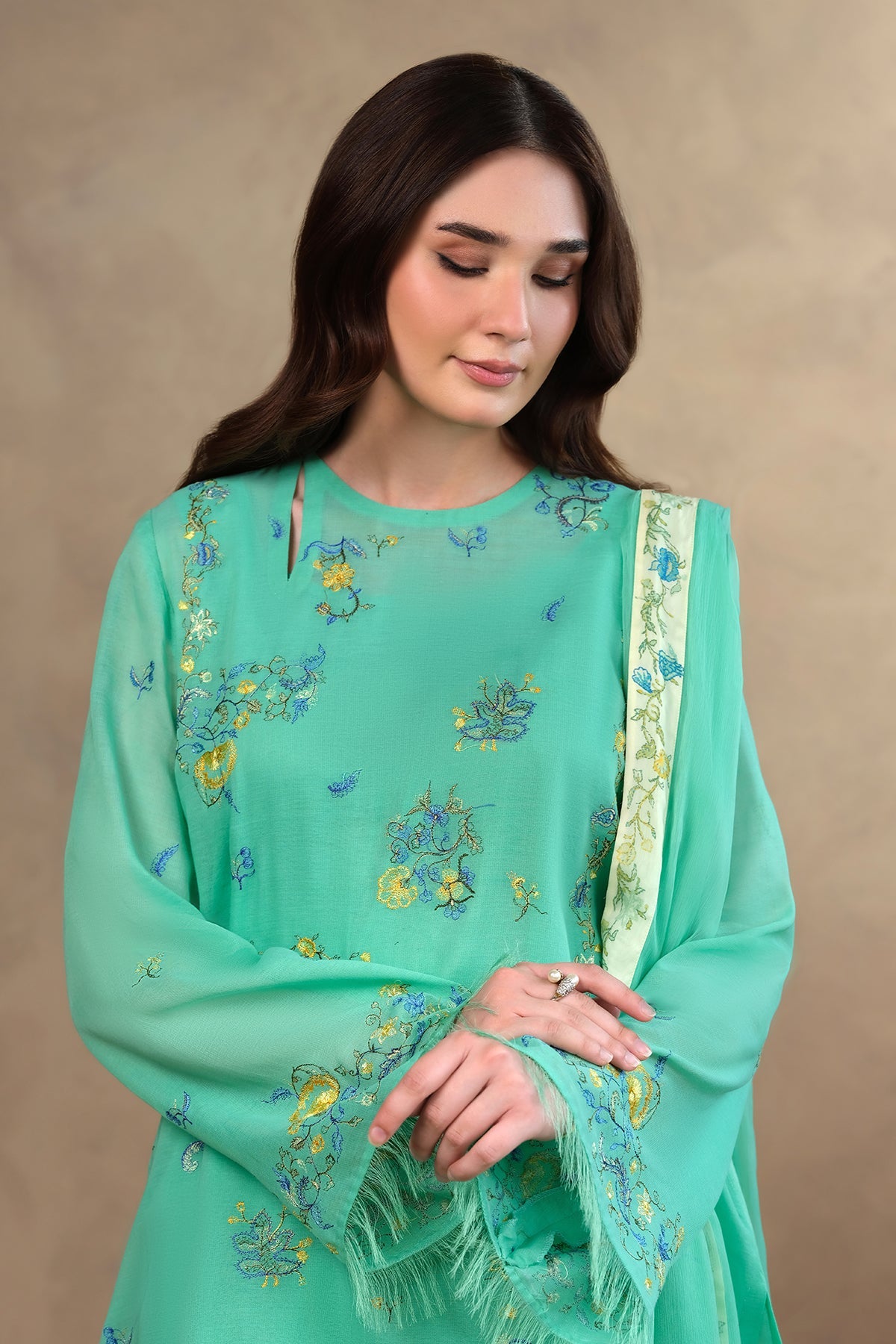 4 Piece - Embroidered Suit - MC1814