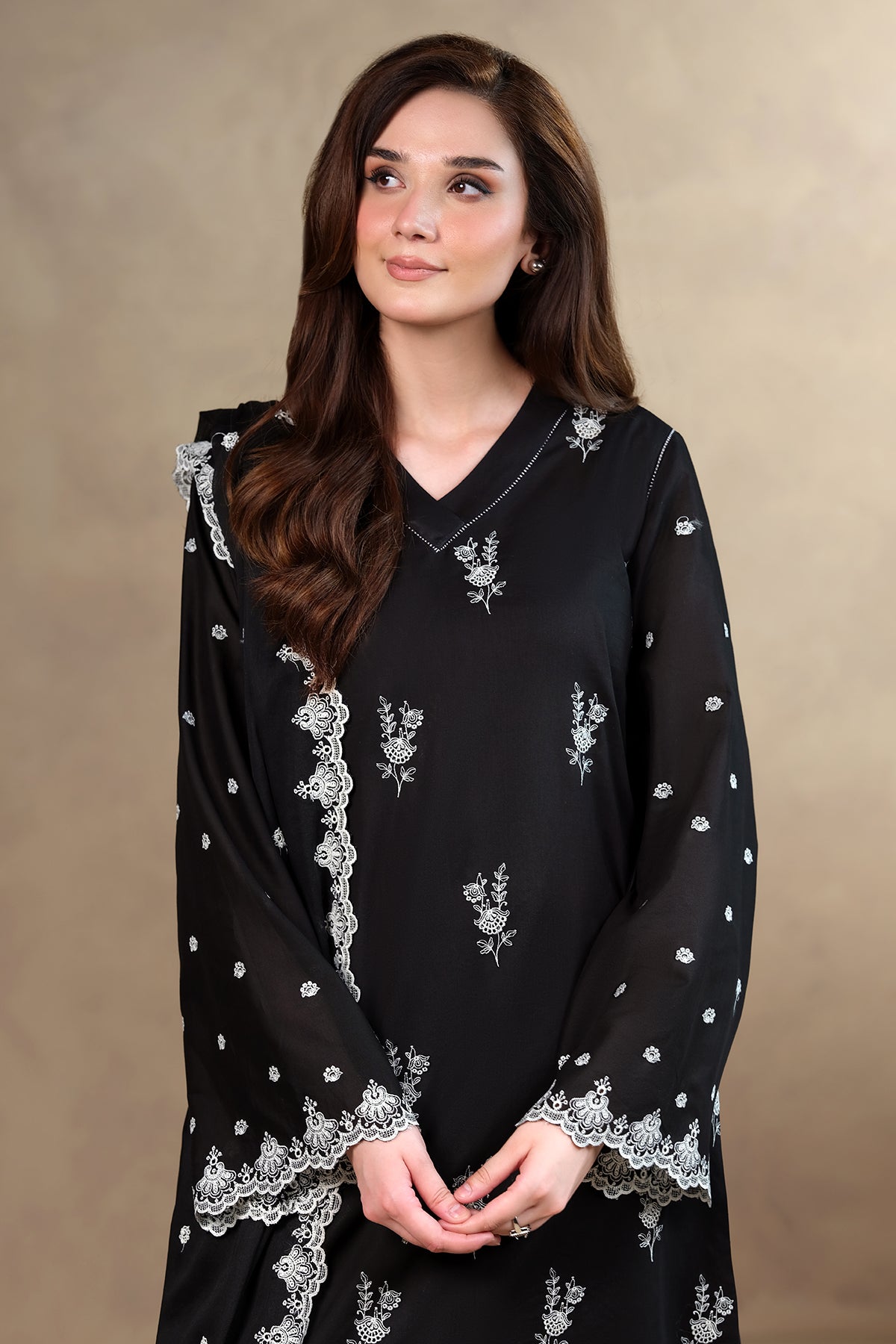 4 Piece - Embroidered Suit - MC1827