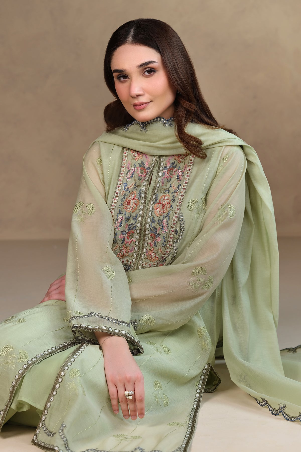 4 Piece - Embroidered Suit - MCP1702-1