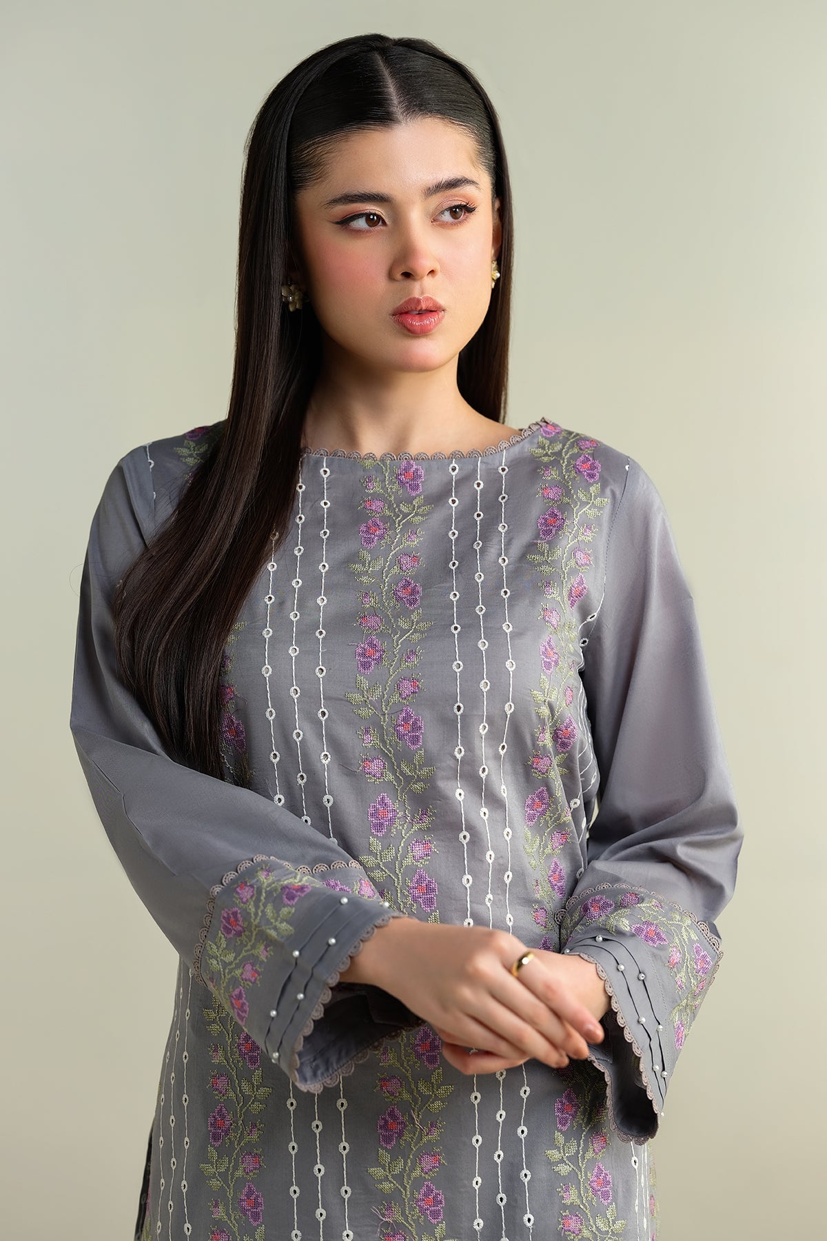 2 Piece - Embroidered Suit - E1650