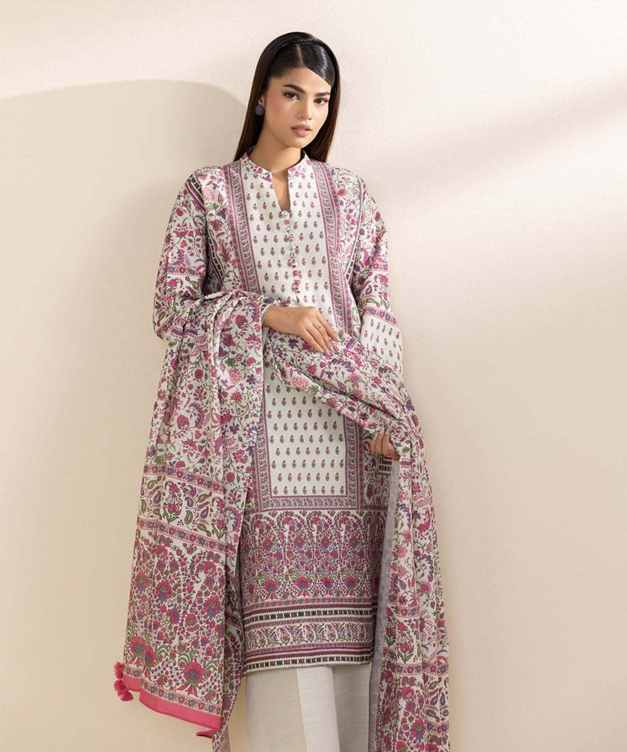 Printed Winter Khaddar Unstitched Suit.